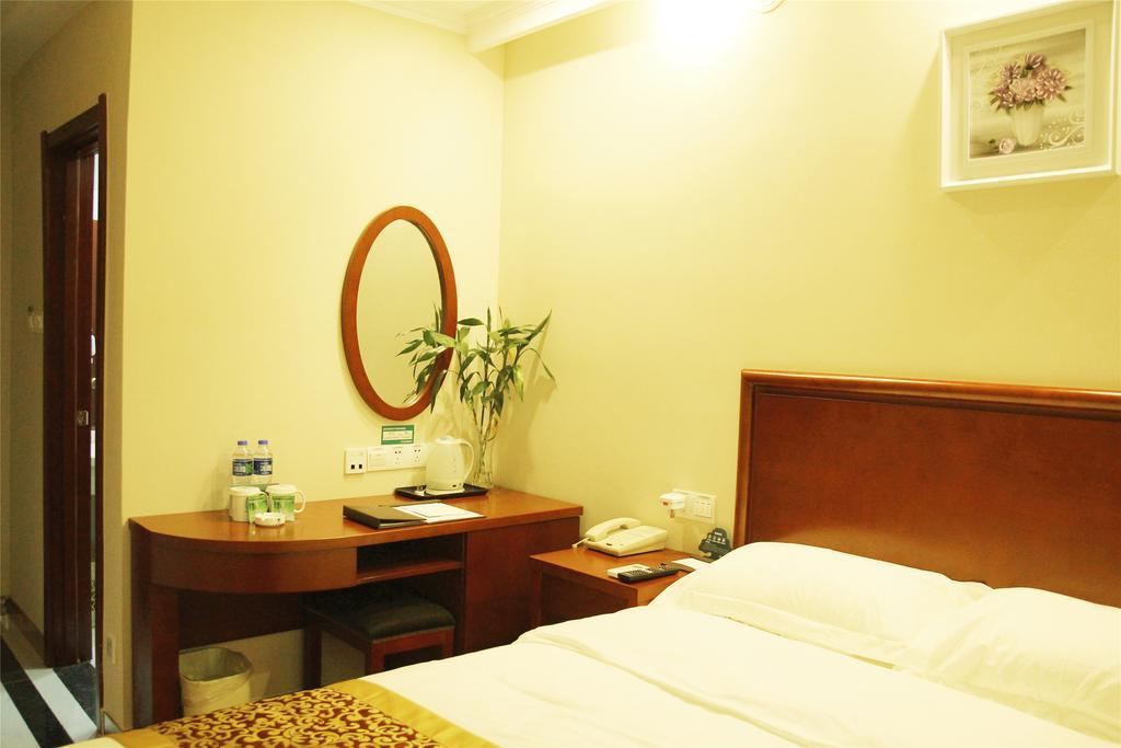 Greentree Inn Shanghai Pudong New District Shenmei East Road Express Hotel Екстериор снимка
